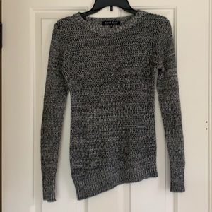 Lightweight sweater
